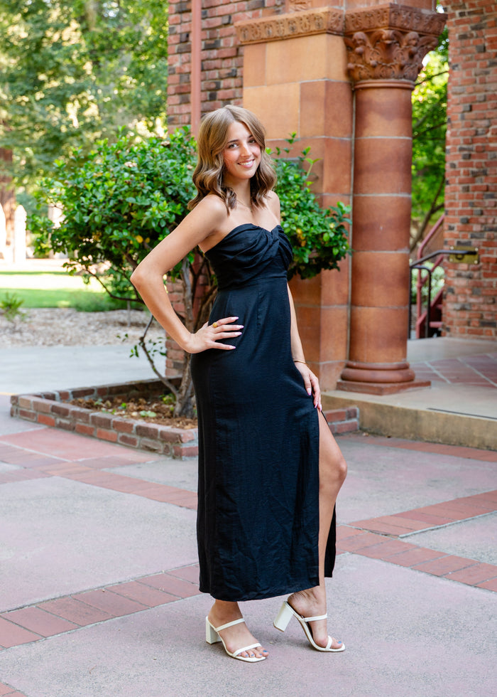 Dovi Strapless Twist Midi Dress W/Side Slit