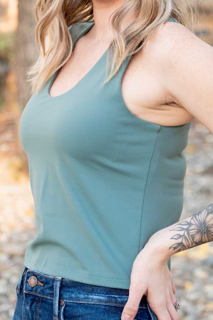Smoothing Spandex Relaxed Fit Crop Top W/ Bra Shelf