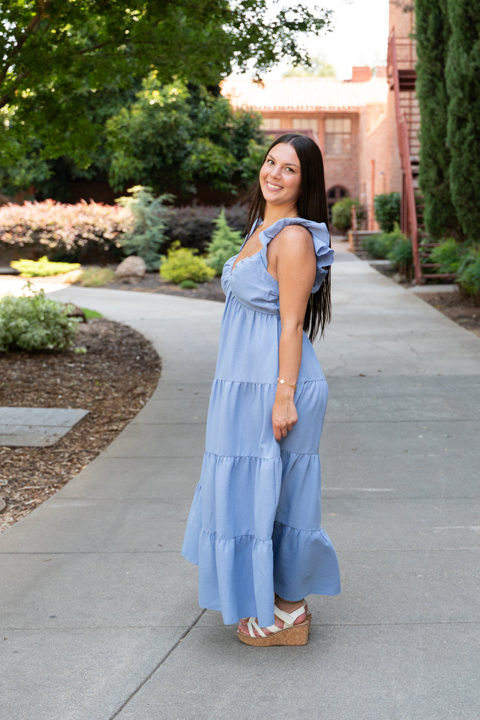 Willow Grace Tiered V-Neck Midi Dress W/ Pockets