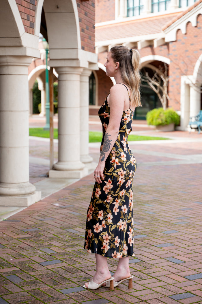 Island Vibes V-Neck Midi Dress