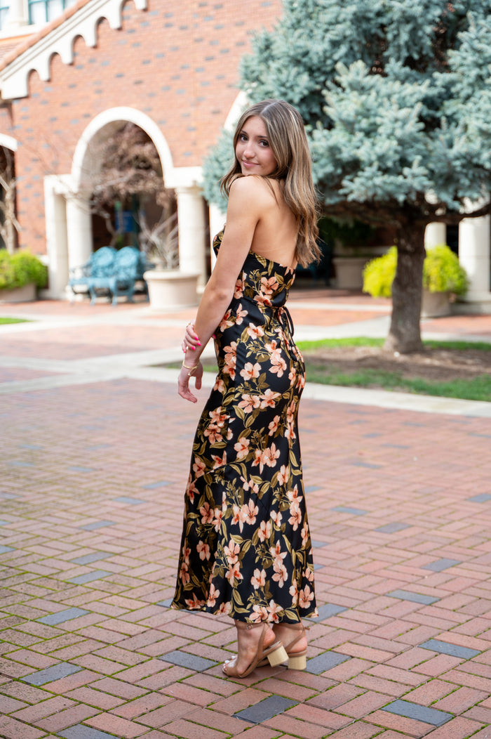Clearance - Take Me To An Island Floral Strapless Maxi Dress