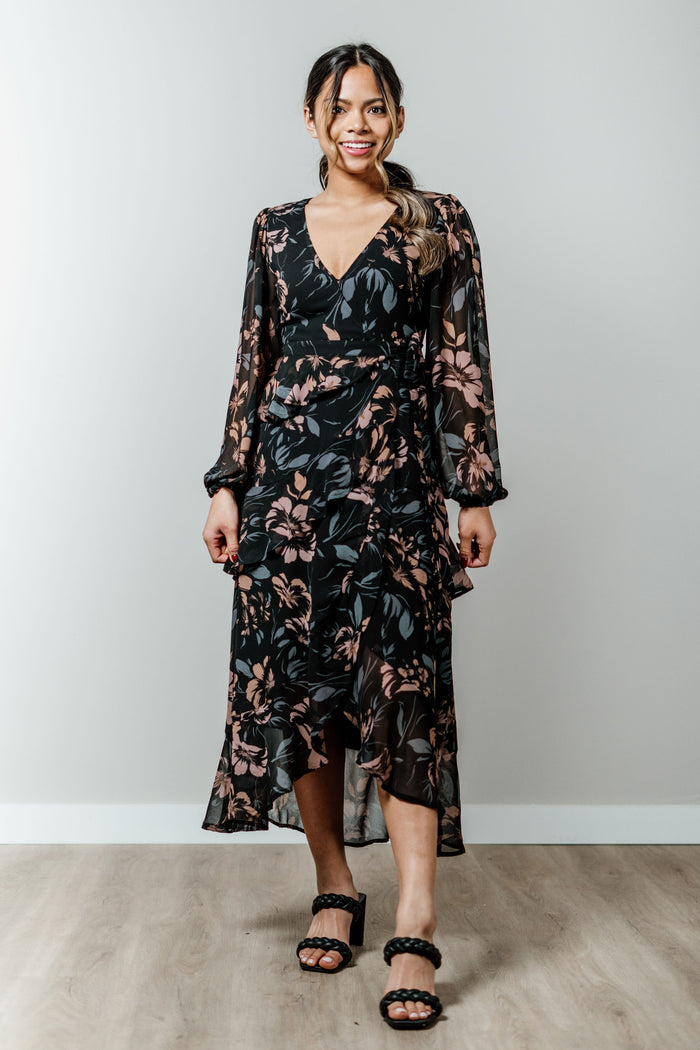 CLEARANCE - La Dame Noir Midi Dress