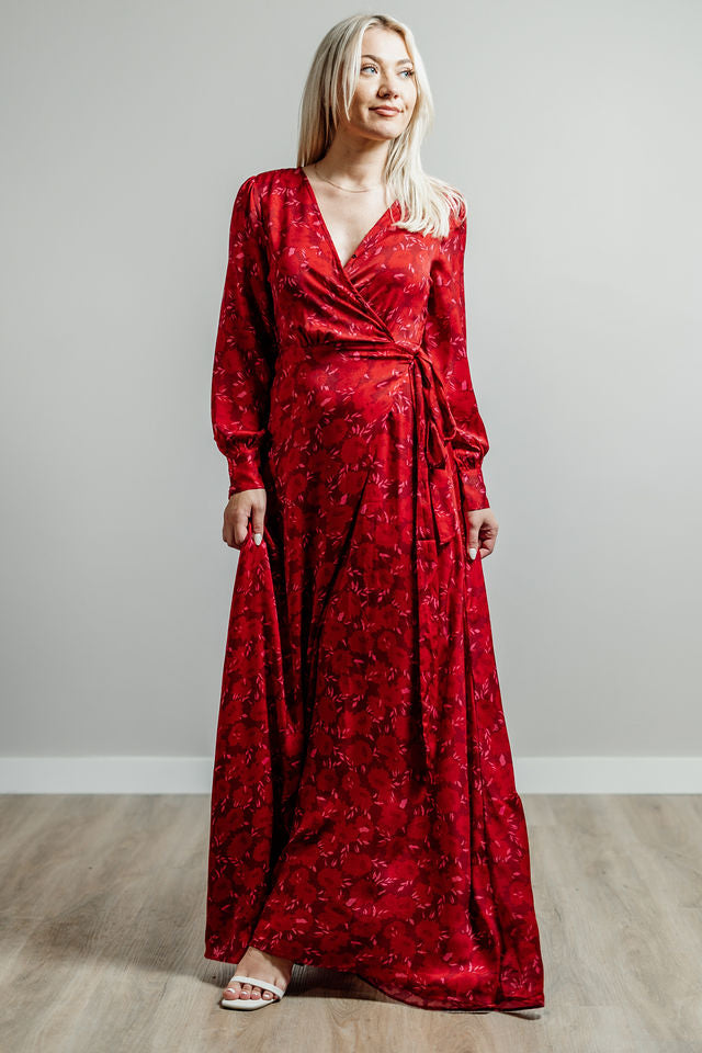 CLEARANCE- Rose's Are Red Maxi
