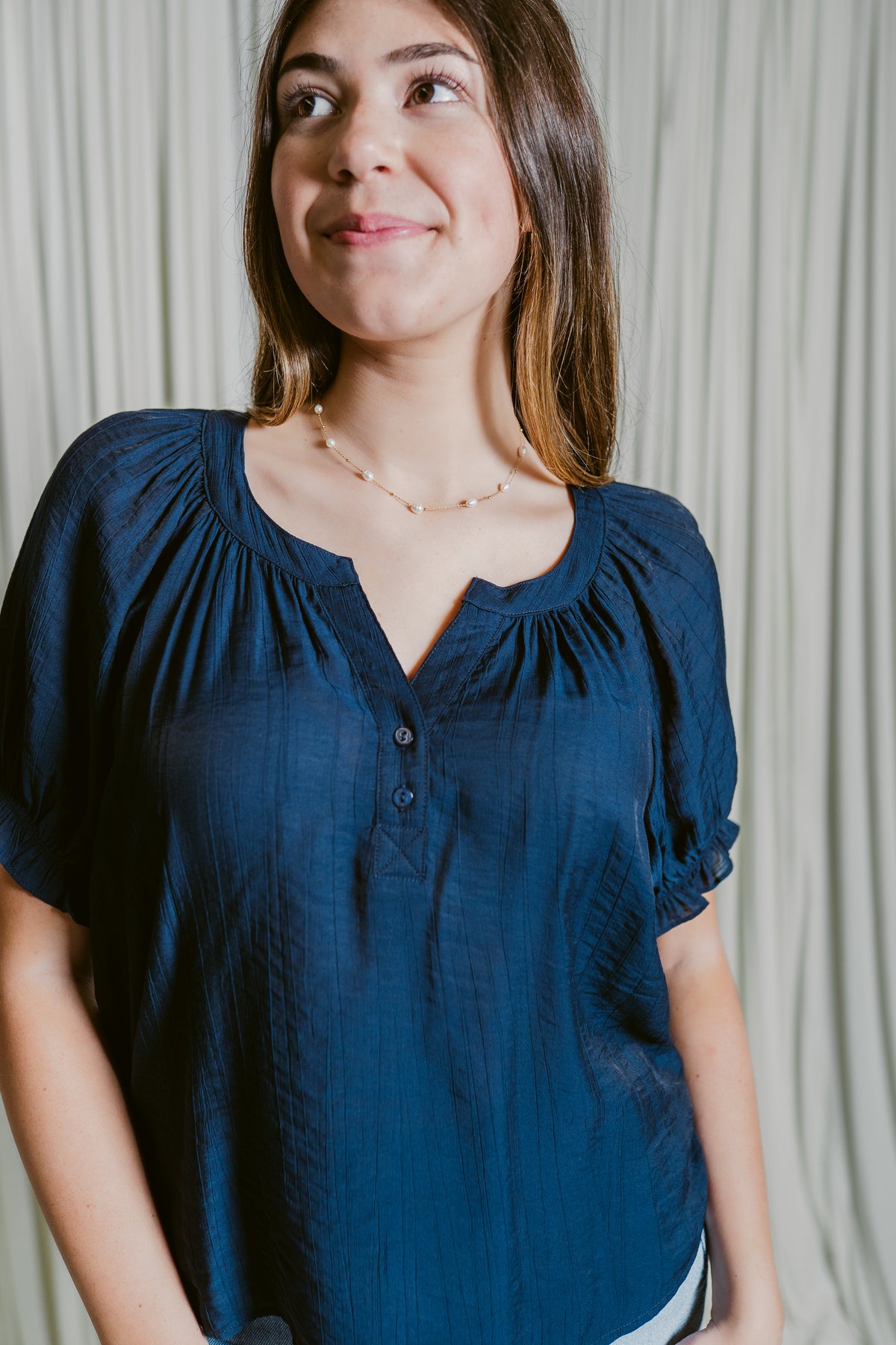 Ellis Pintuck Puff Sleeve Blouse W/ Buttons