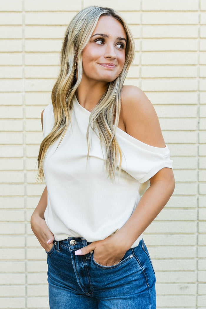 Ribbed One Shoulder Knit Top