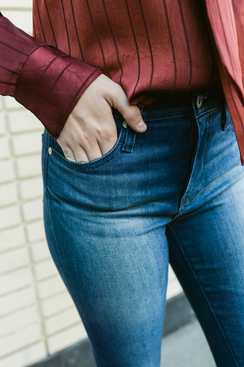 Farrah Mid-Rise Bootcut W/ Clean Hem