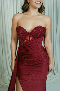 Main Character Moment Embellished Sweetheart Fitted Formal Dress