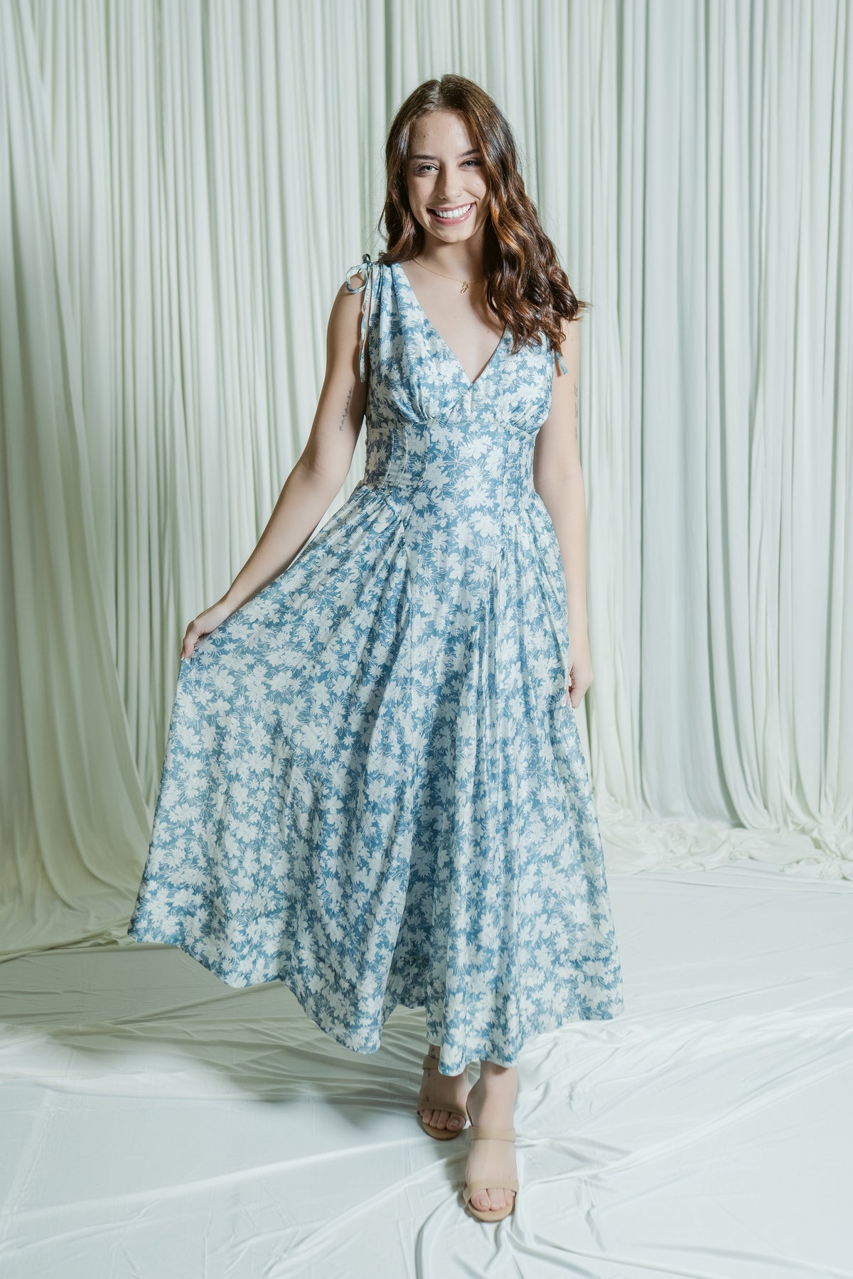 Emmery Floral Wrap Midi Dress Blue Floral / L