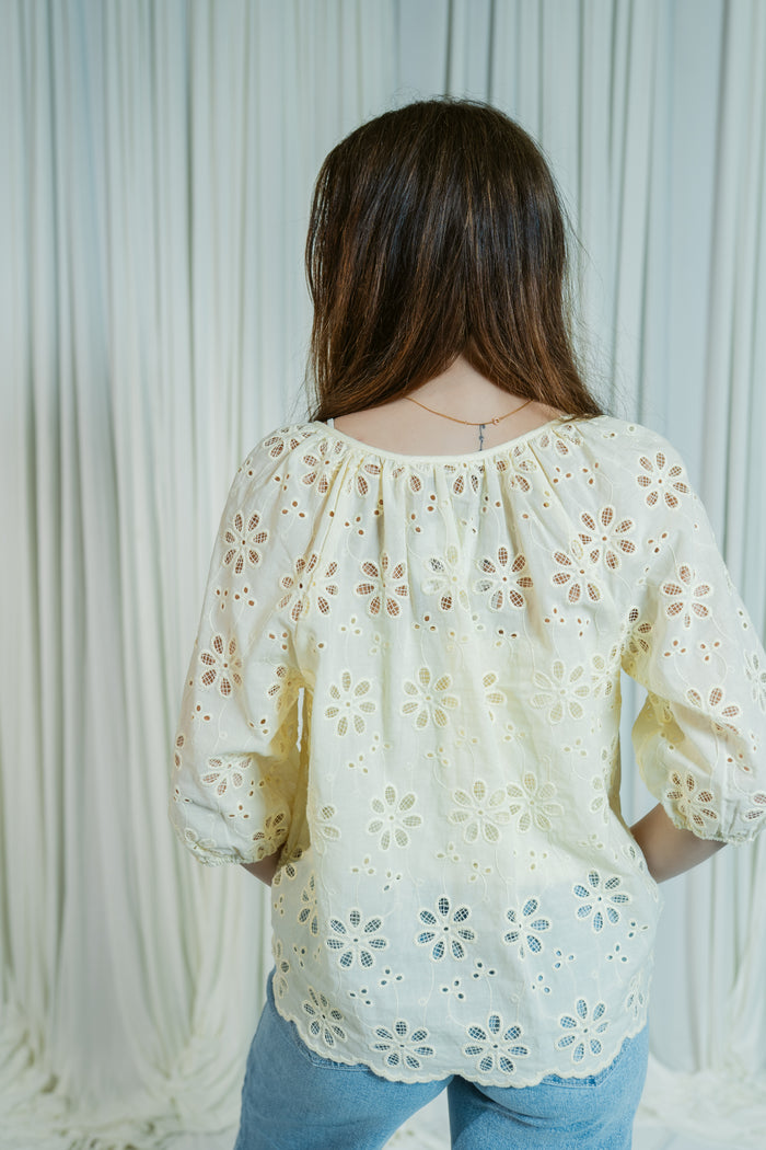 The Sweet Daisy Days Top