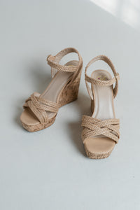 Daytime Picnic Wedge