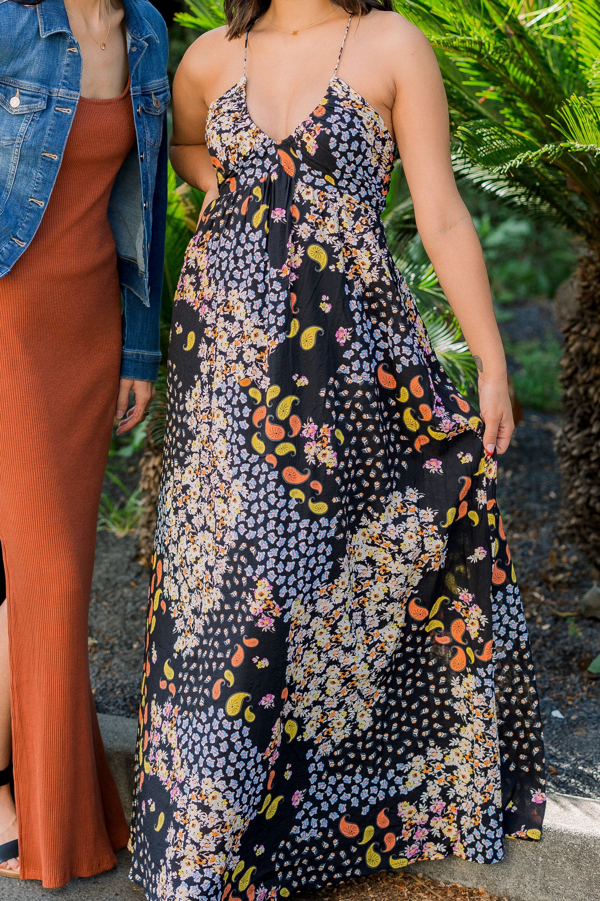 Floral backless hotsell maxi dress