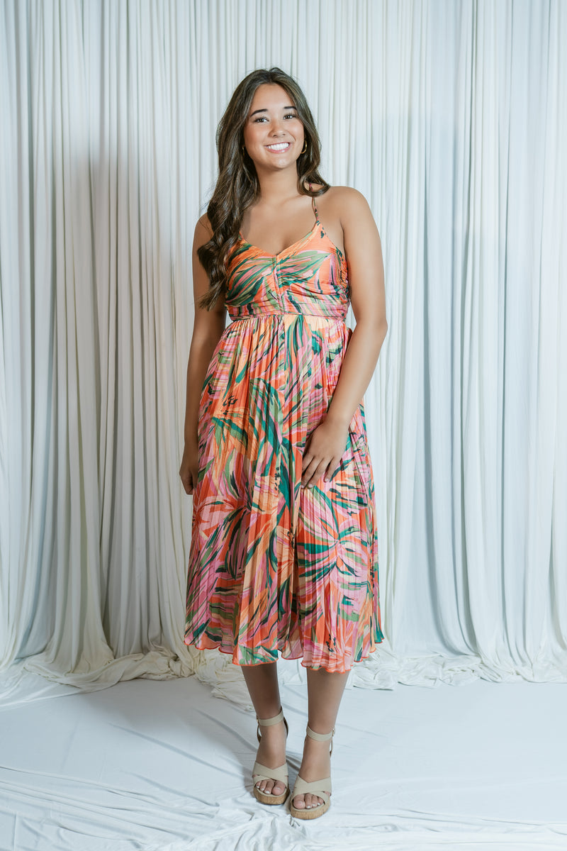 ridge maxi dress Sunset Pleated Midi W/ Open Back Multicolor / Small Color:gold white Pricing — Dresser Mansion Resort Fashion 25 back bohemian charm with