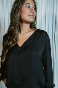Signature Button Front Long Sleeve Blouse