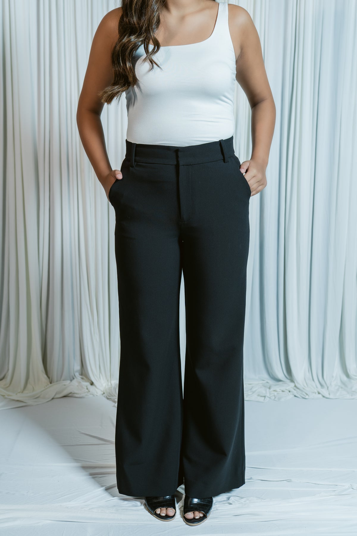 The Jones High Rise Wide Leg Pant