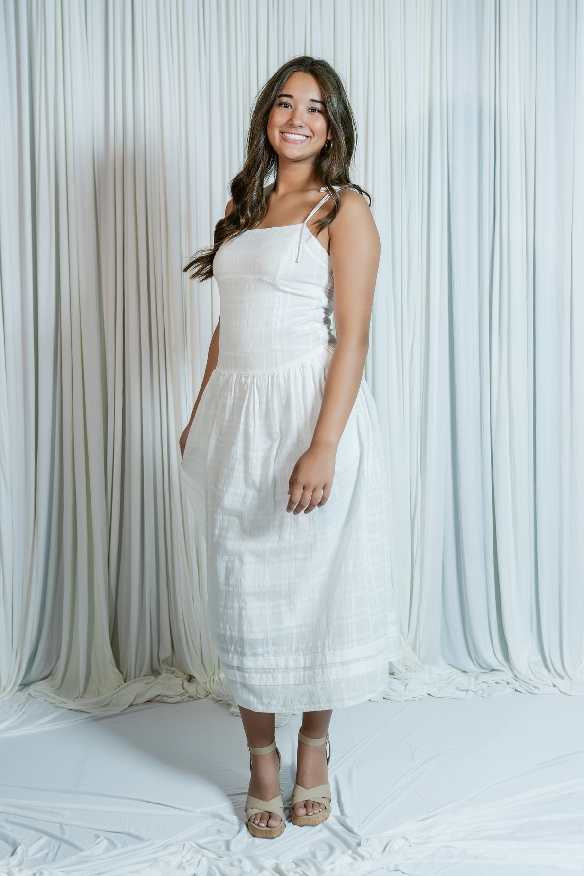 Bella Line Drop Waist Midi White / X-Small Bella Line Drop Waist Midi White / X-Small