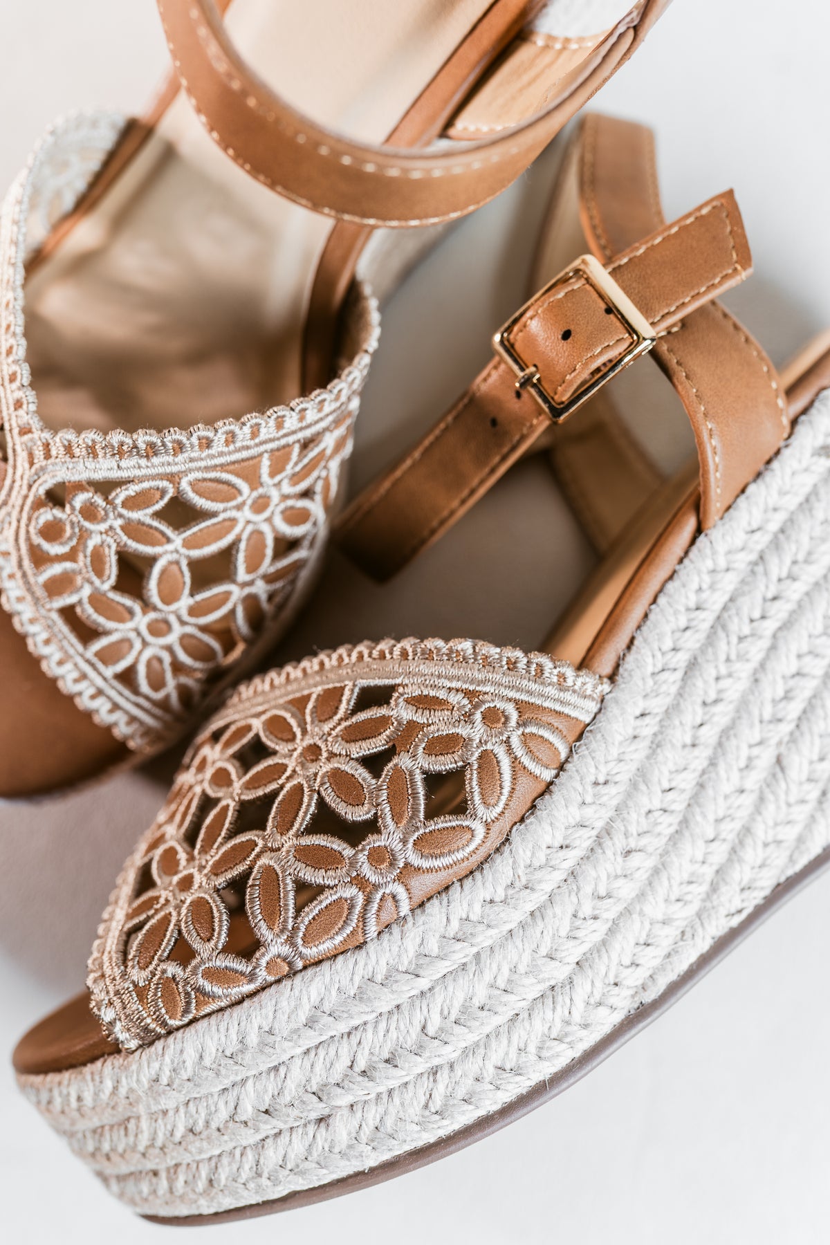 Katima's Favorite Flower Lace Wedge