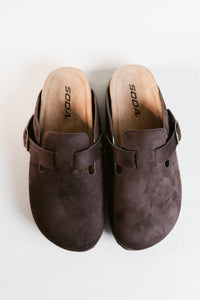 Regis Closed Toe Slip On Clog