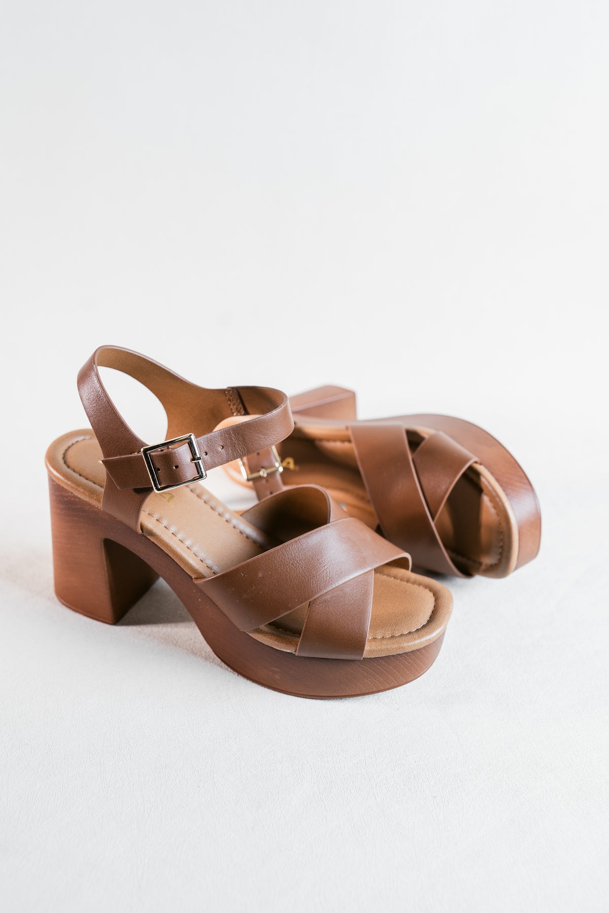 Bonet Gilded Strap Wedge