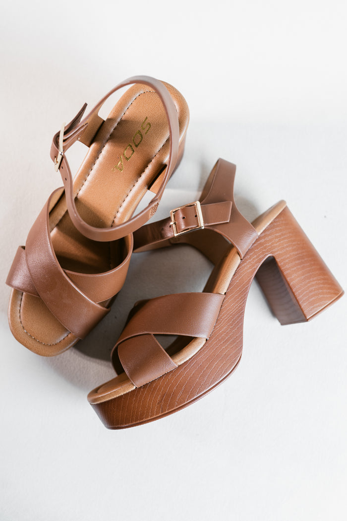 Bonet Gilded Strap Wedge