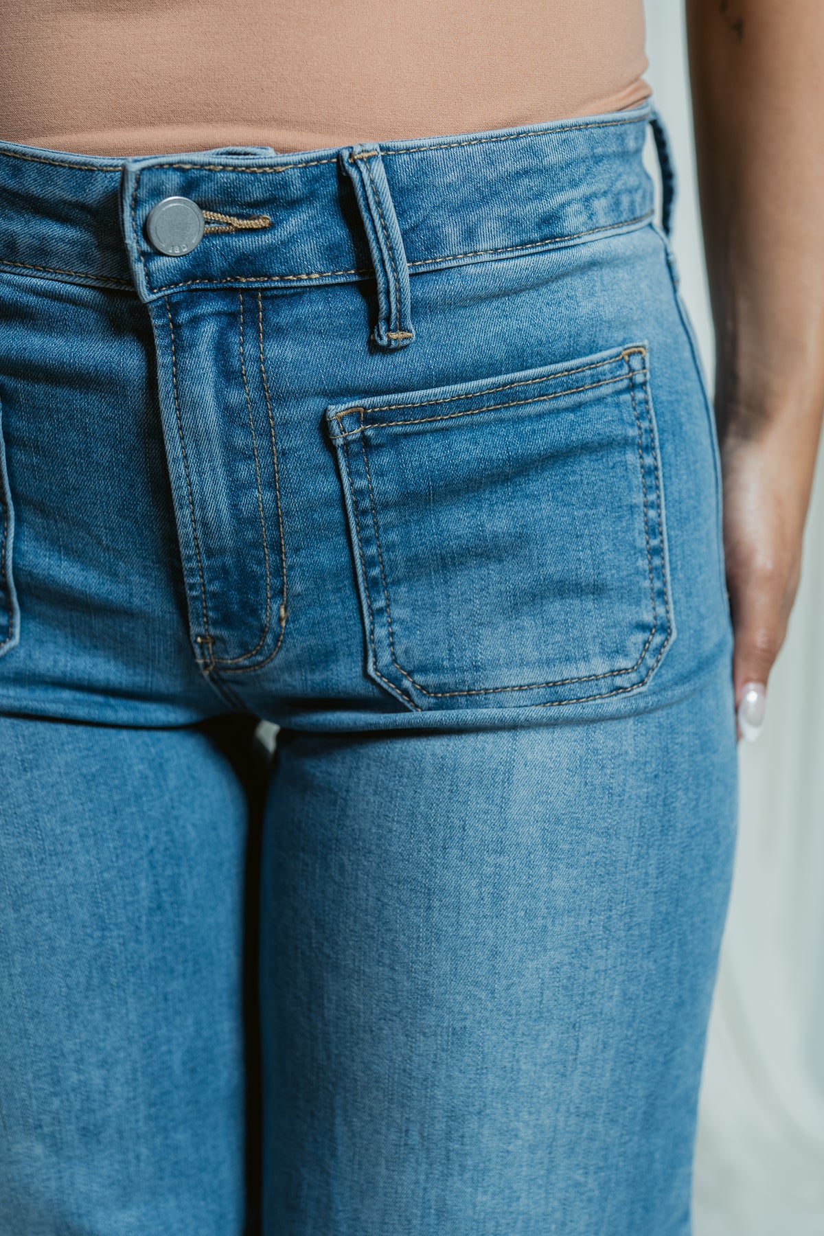 Mini Patch Pocket Wide Leg