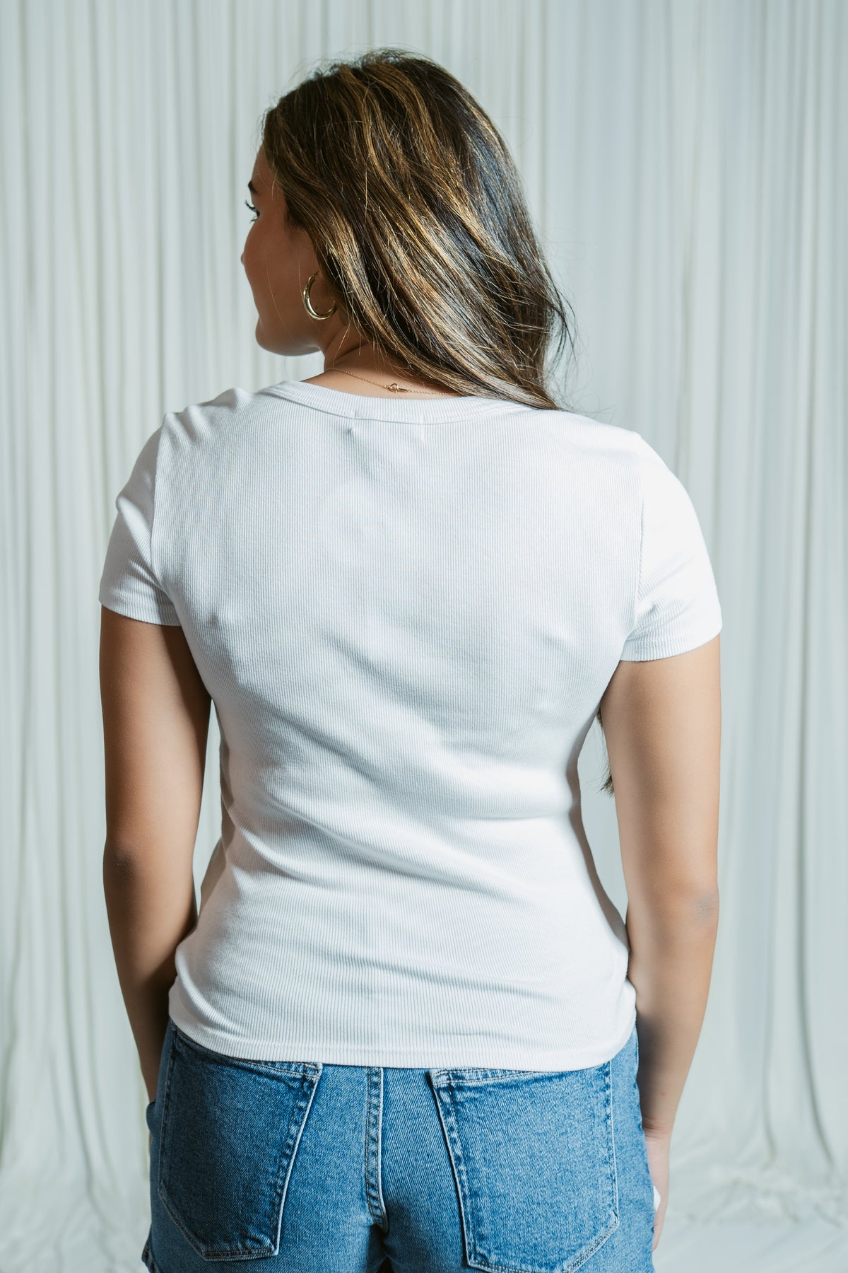 Calla Scoopneck Tee