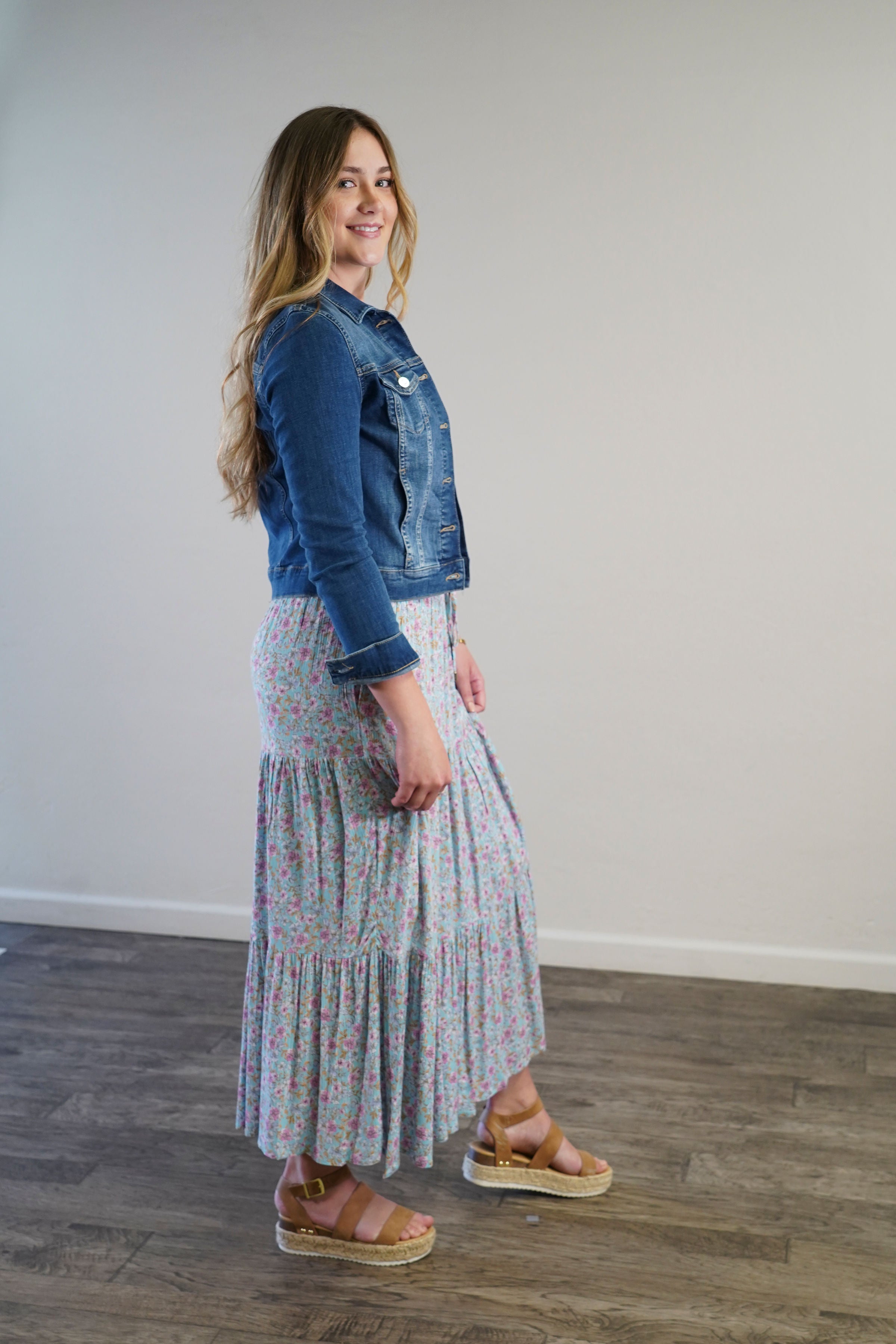 5 tiered outlet skirt