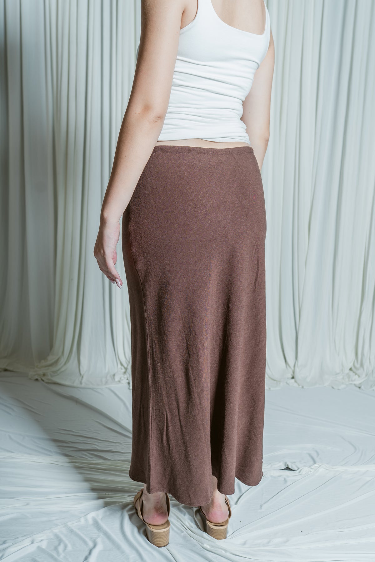 Easy Living Linen Midi Skirt