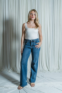 Sierra's Stride High Rise Straight Leg W/ Clean Hem