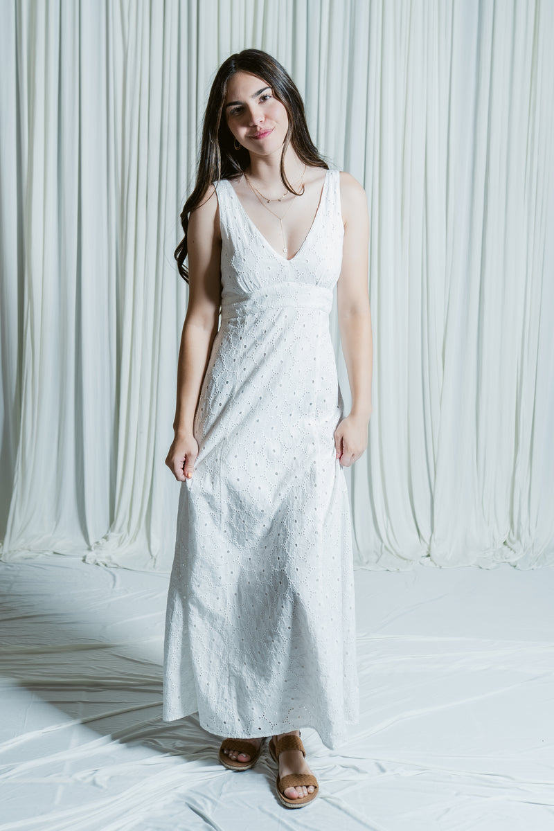 Marielle's Summer Date Night Eyelet Dress