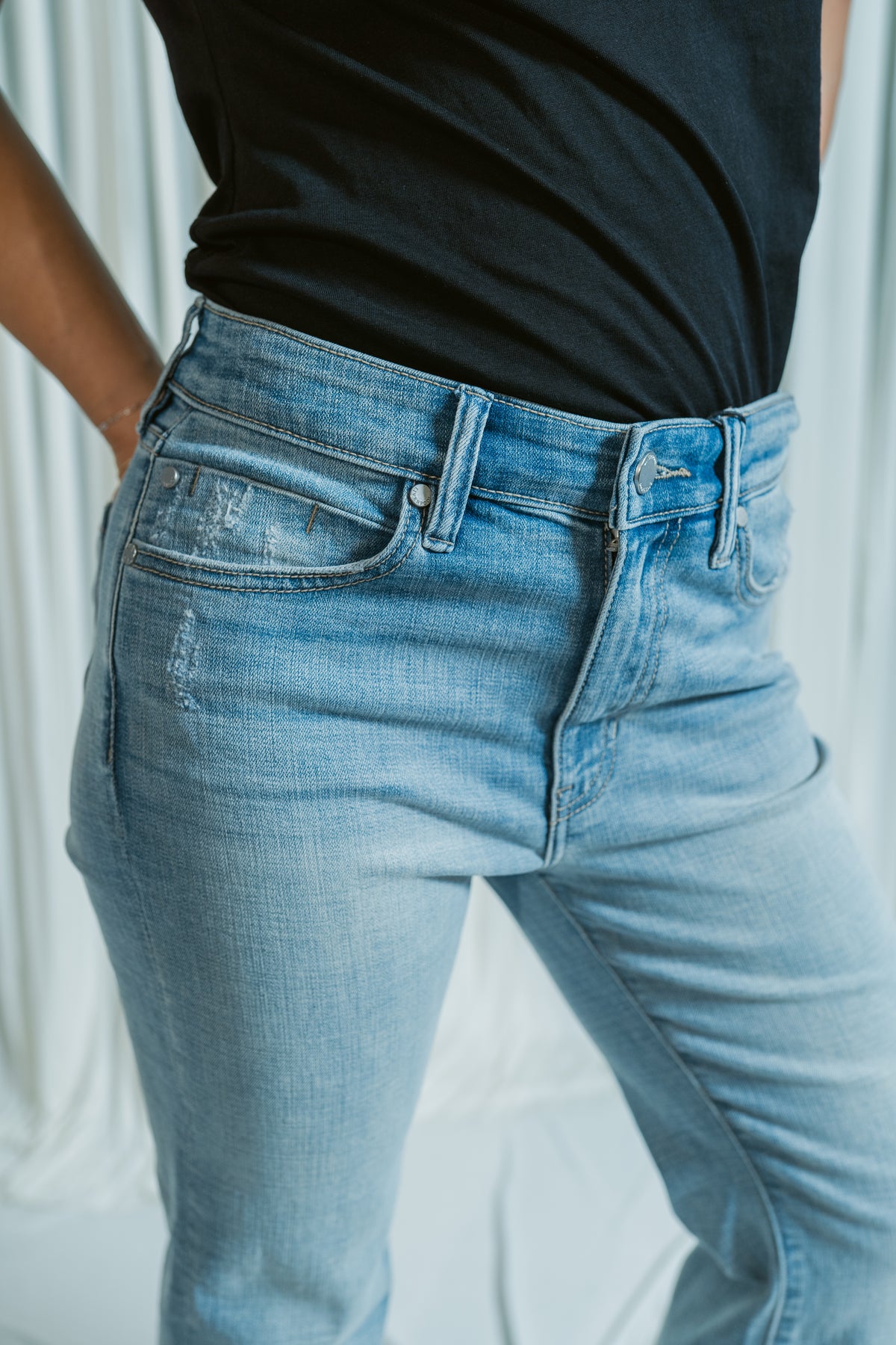 Hannah Mid Rise Crop Flare Denim W/ Cut Hem