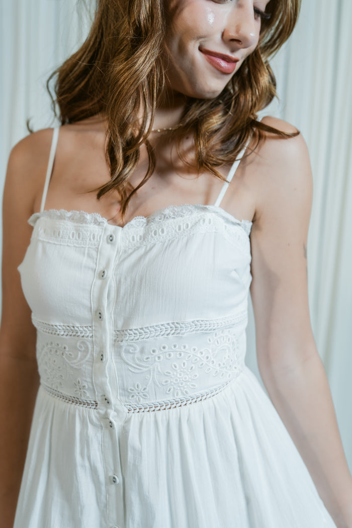 Annabel Floral Lace Maxi Dress W/ Buttons
