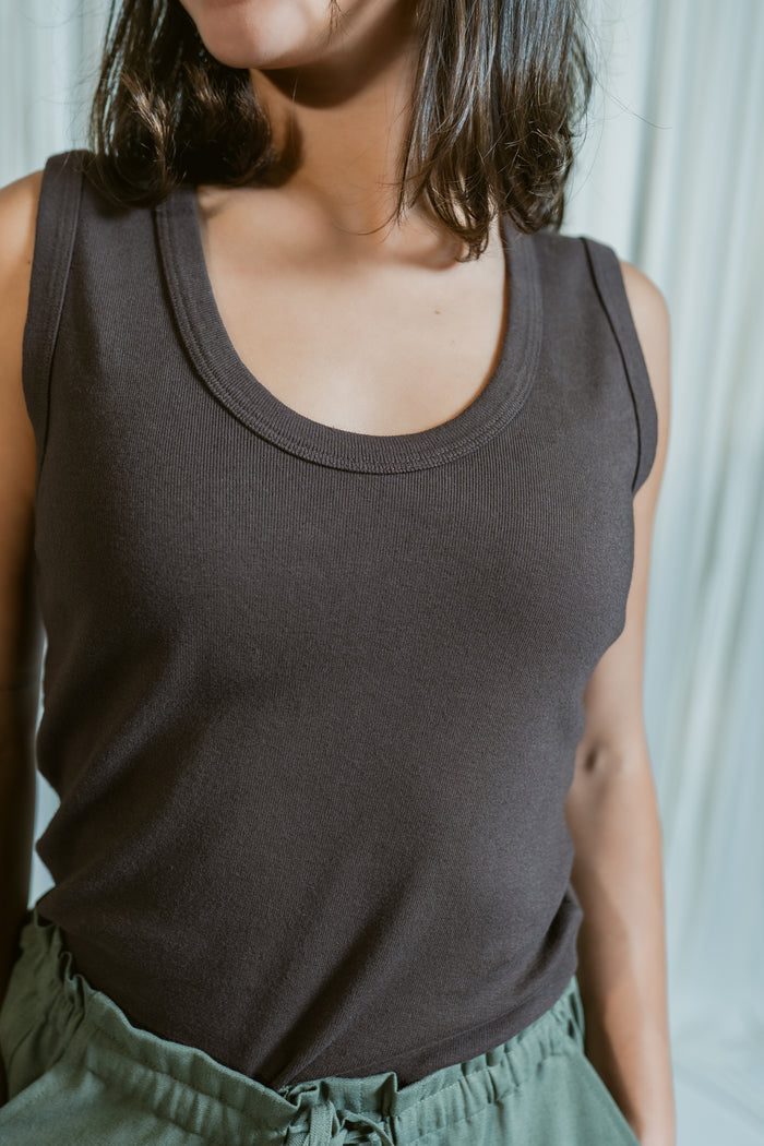 Brynn Basic Go-To Scoop Tank