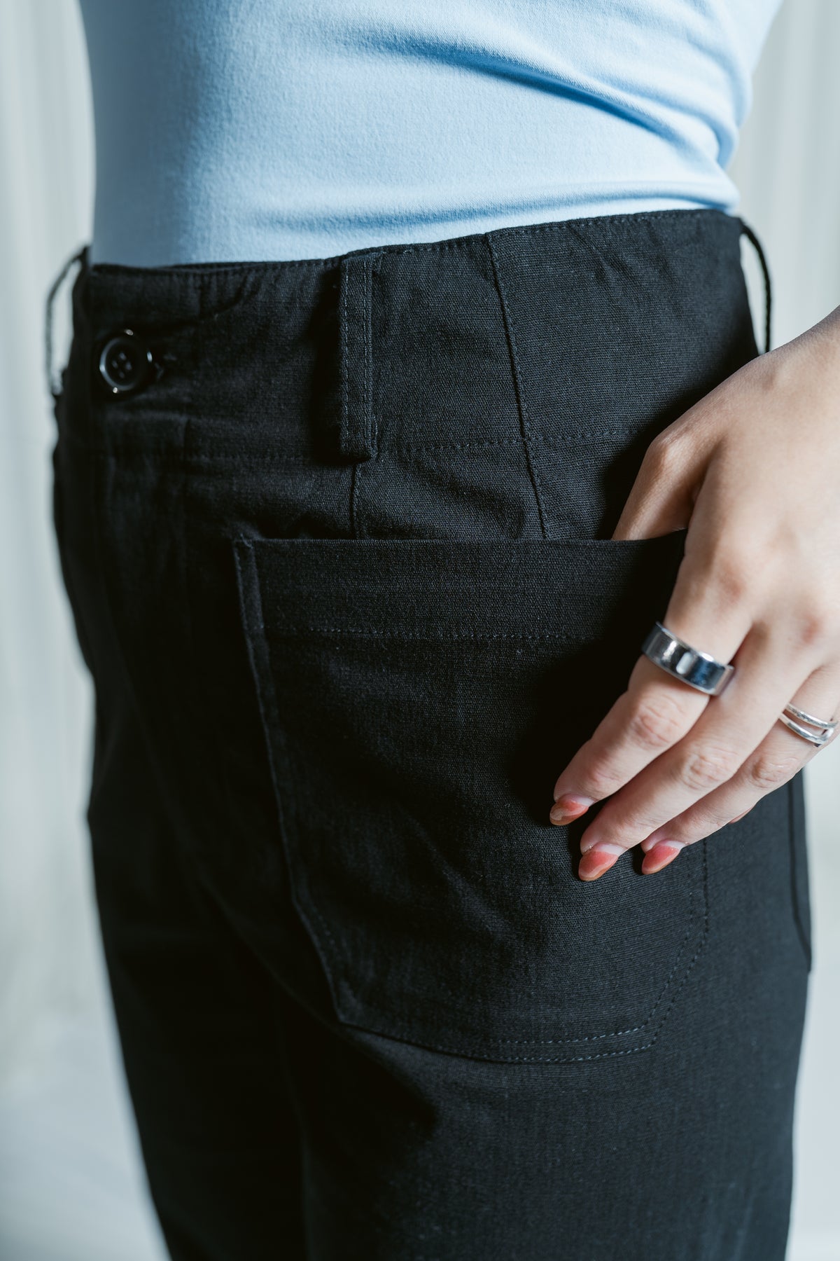 Seasonless Cropped Wide Leg Pants W/ Front Pockets