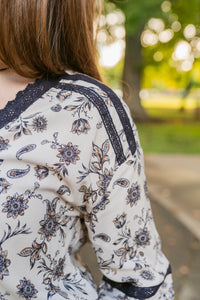 Sweet Dahlia Blouse
