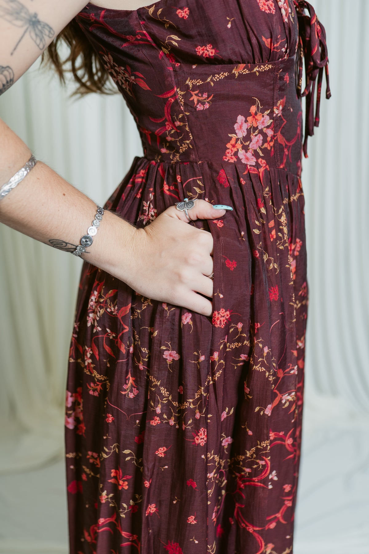Linda V-Neck Corset Midi Dress