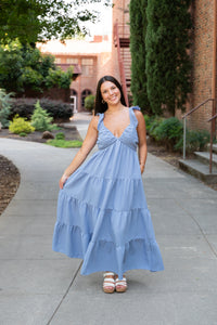 Willow Grace Tiered V-Neck Midi Dress W/ Pockets