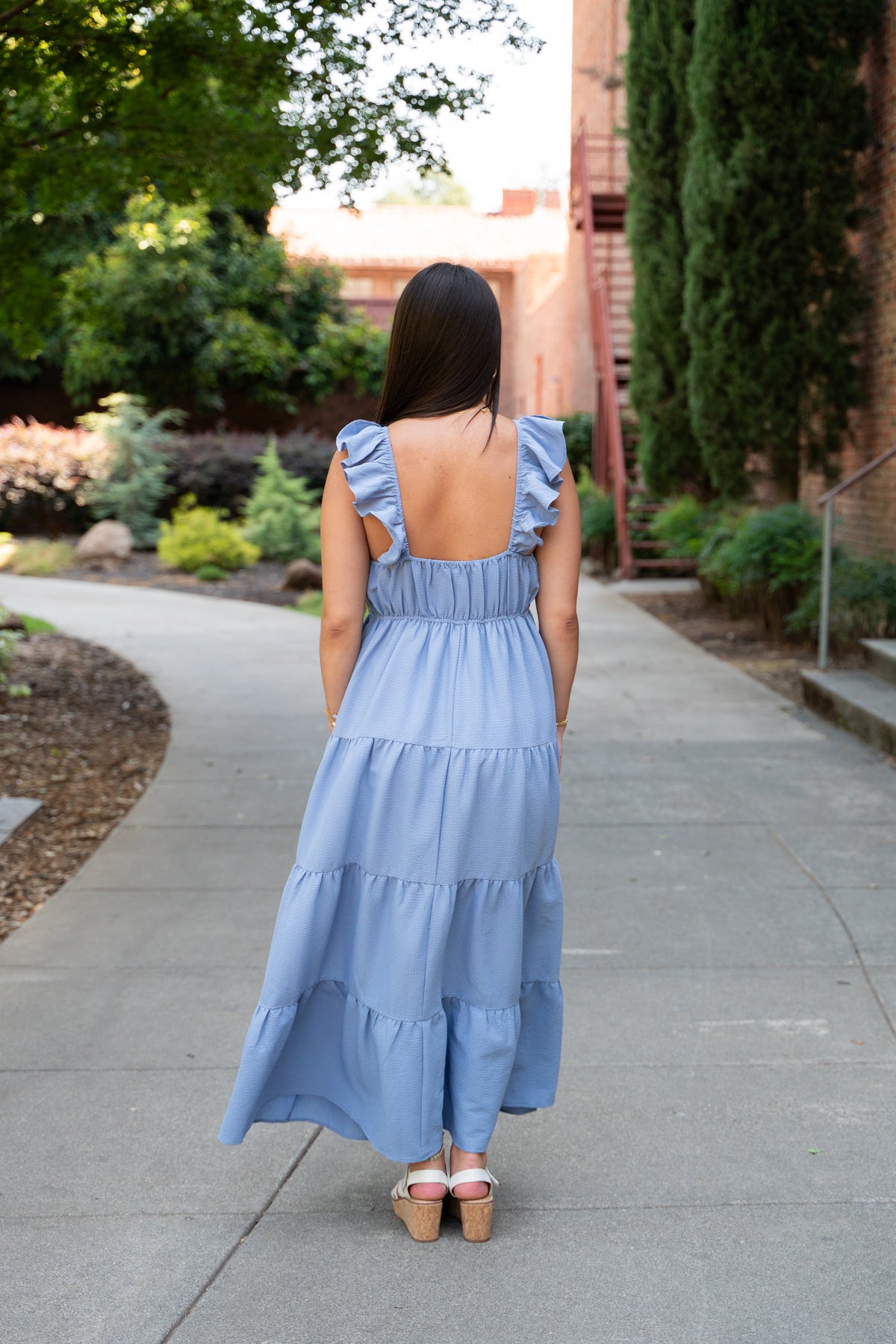 Willow Grace Tiered V-Neck Midi Dress W/ Pockets