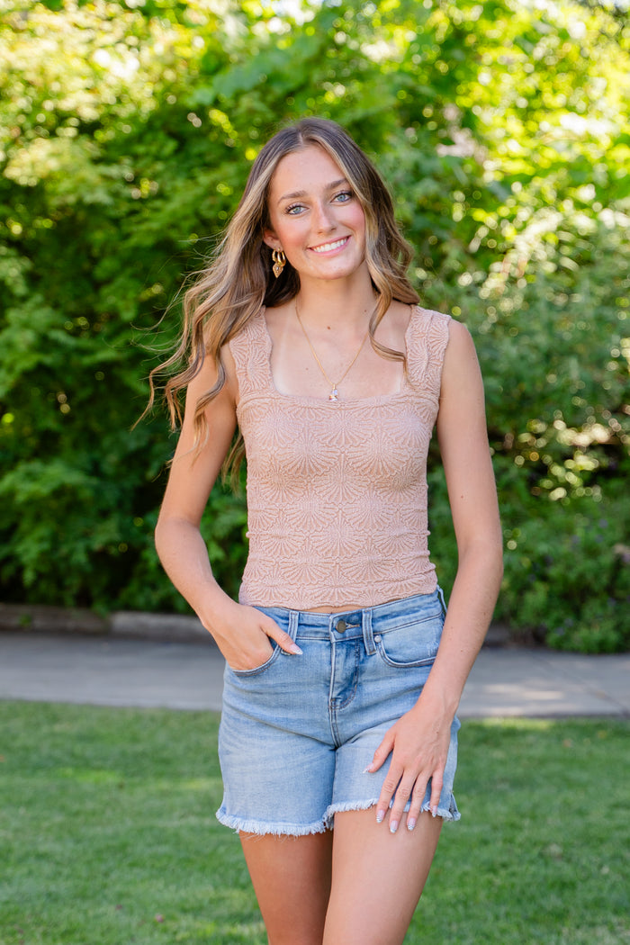 Vickie Fray Hem Shorts