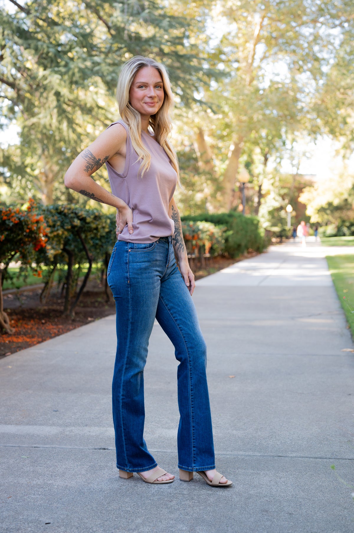 Elle Mid Rise Slim Bootcut