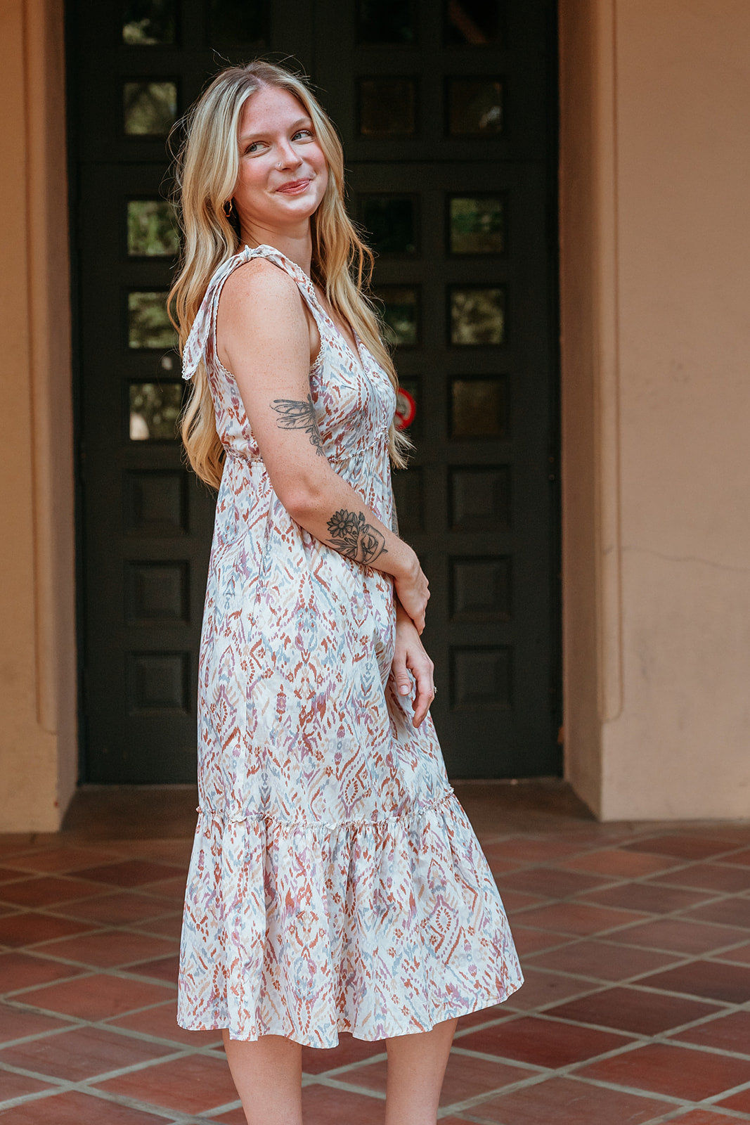 ruffle bottom cocktail dress Blue Floral Ruffle Midi Dress - All Dresses