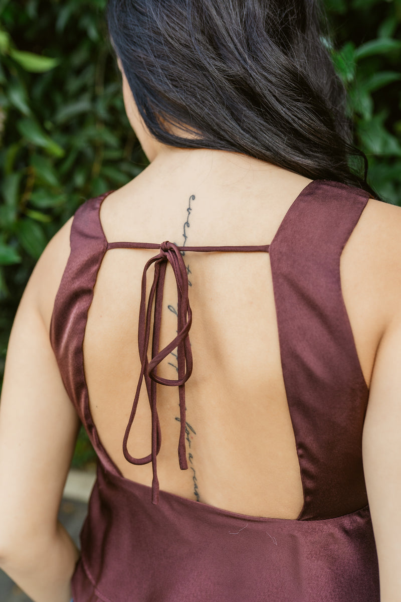 Izzy V-Neck Wide Strap Corset Style Crop Top