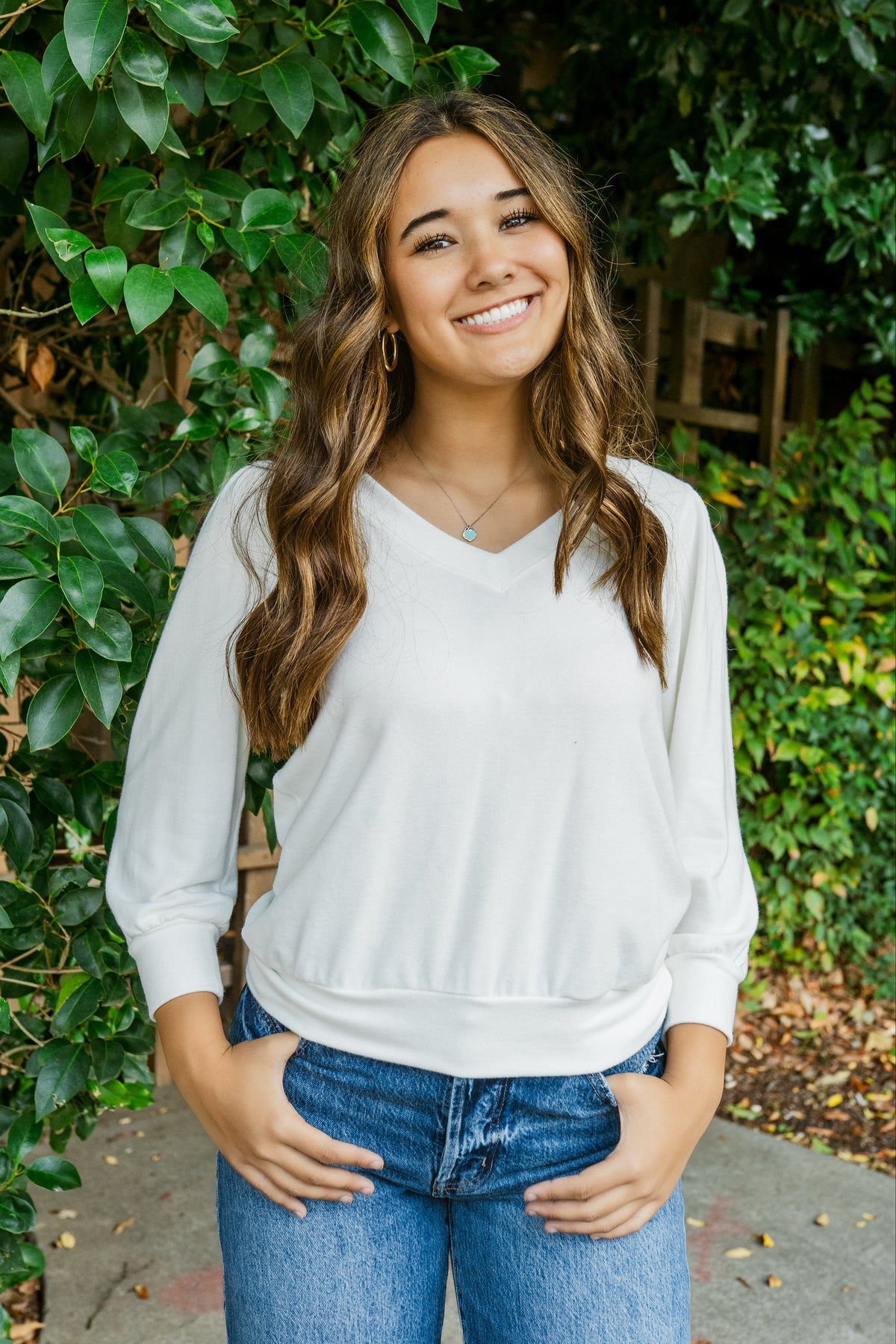 Gabrielle 3/4 Sleeve V-Neck Sweater Top