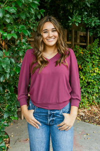 Gabrielle 3/4 Sleeve V-Neck Sweater Top