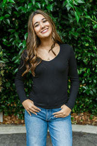 Petra Ribbed V-Neck Long Sleeve