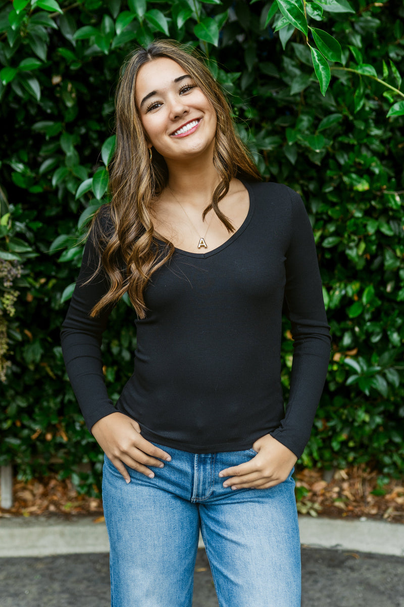 Petra Ribbed V-Neck Long Sleeve