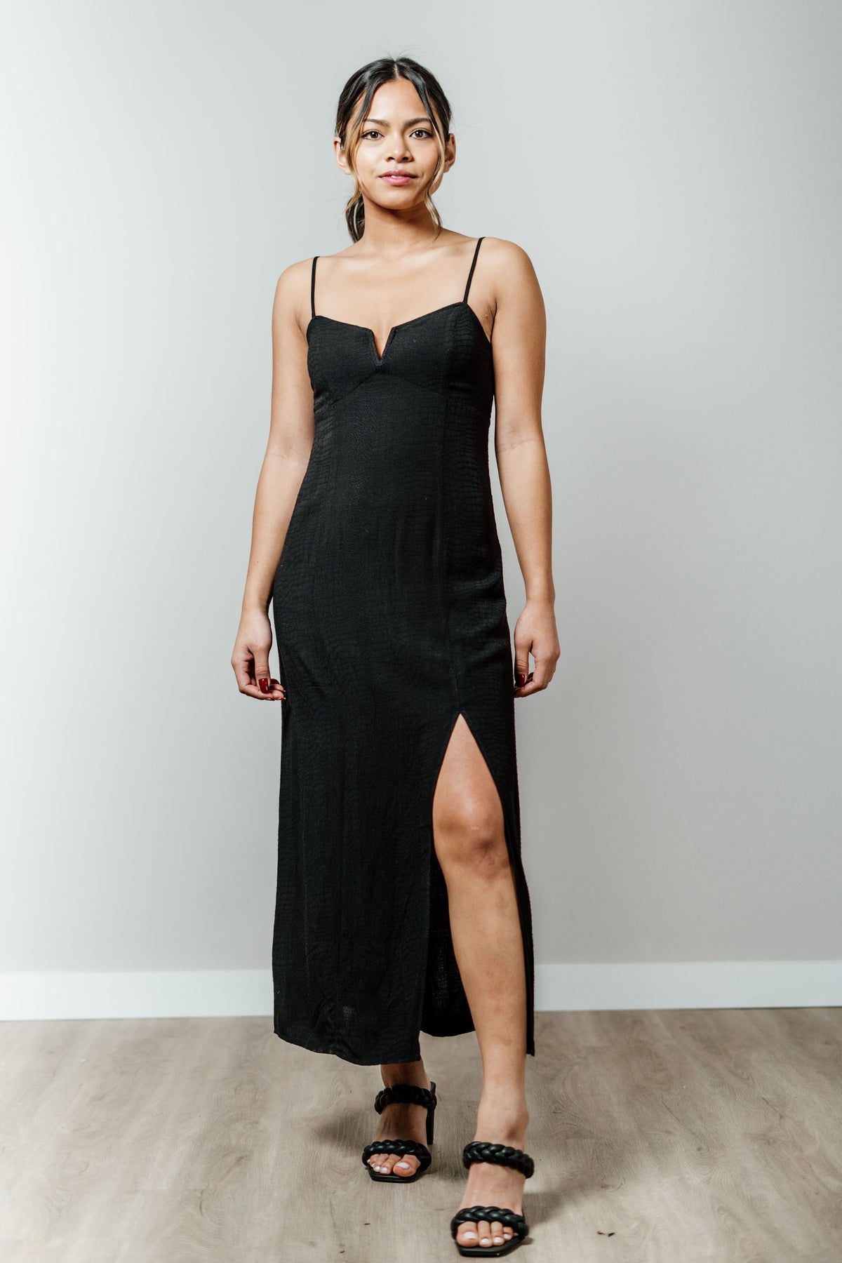 Dark Heart Midi Dress – For Elyse Dark Heart Midi Dress – For Elyse