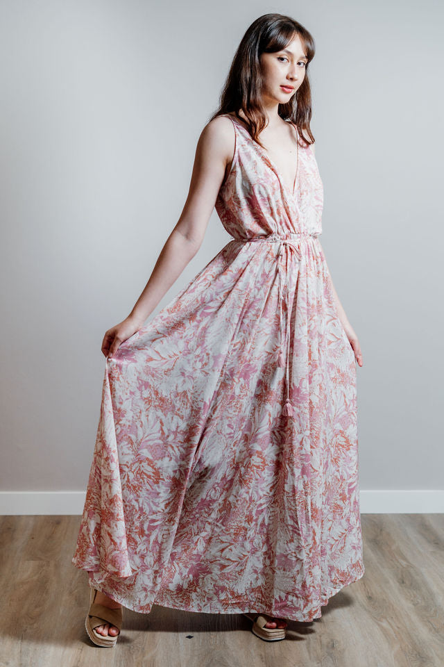 Sunset Dinner in Figi Maxi Dress Small / Pink Sunset Dinner in Figi Maxi Dress Small / Pink