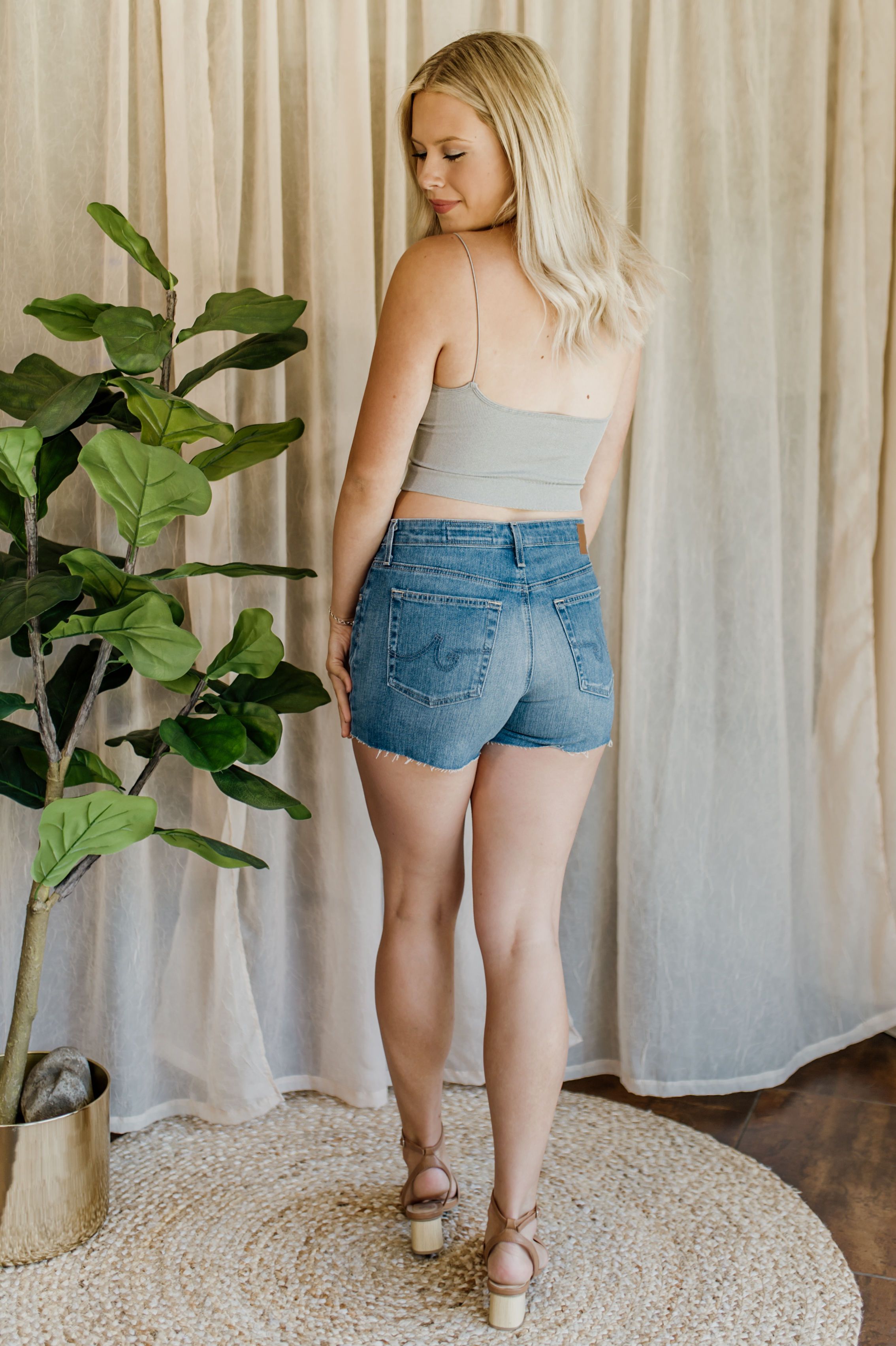 Long cut off on sale shorts